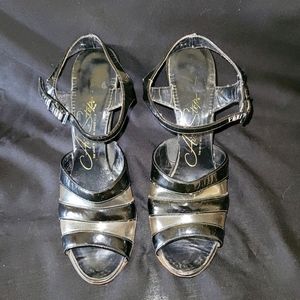 Mid-century Leather Air Step strappy sandals 👡